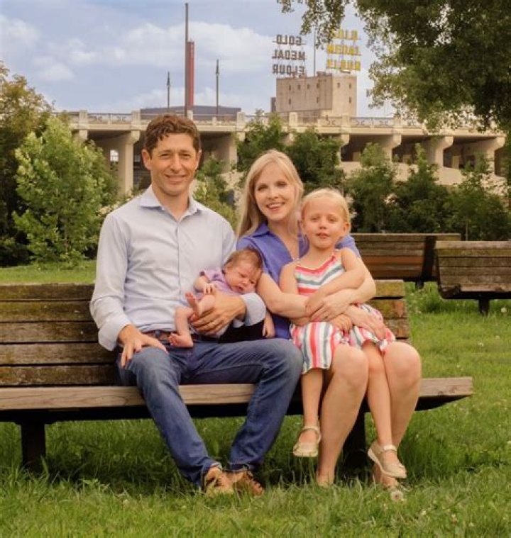 Stu Lantz Biography, Age, Family, Wife, Lakers, Salary, and Net Worth