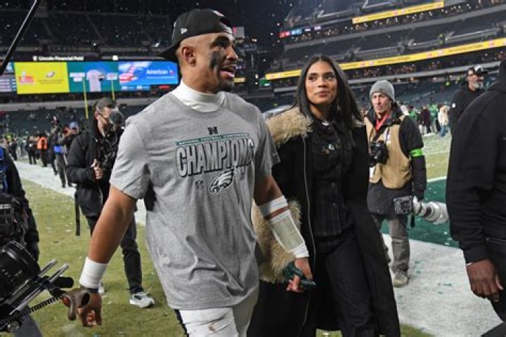 Who Is Jalen Hurts Sister Kynnedy Hurts? Everything To Know About An American Football Quarterback